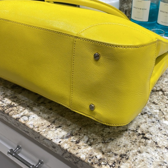 Tory Burch Saffiano Leather Large Tote - Picture 7 of 13